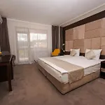 Family The View & Hotel Tsigov Chark