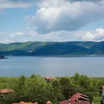 Family The View & 3* Tsigov Chark