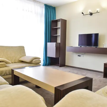 Family The View & Hotel 3*