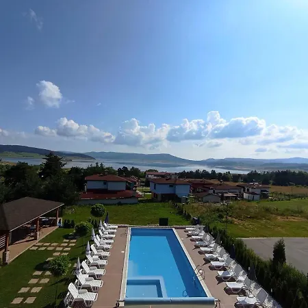 Family The View & Hotel Tsigov Chark