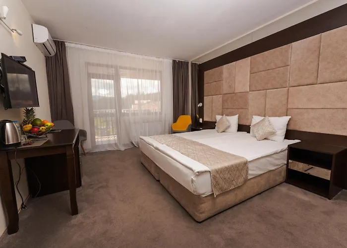 Family The View & Hotel Tsigov Chark