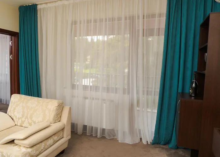 Family The View & Hotel Tsigov Chark