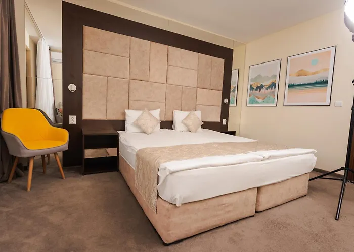 Family The View & Hotel Tsigov Chark